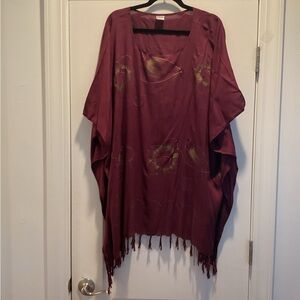 Chic Burgundy Kaftan with Gold Details